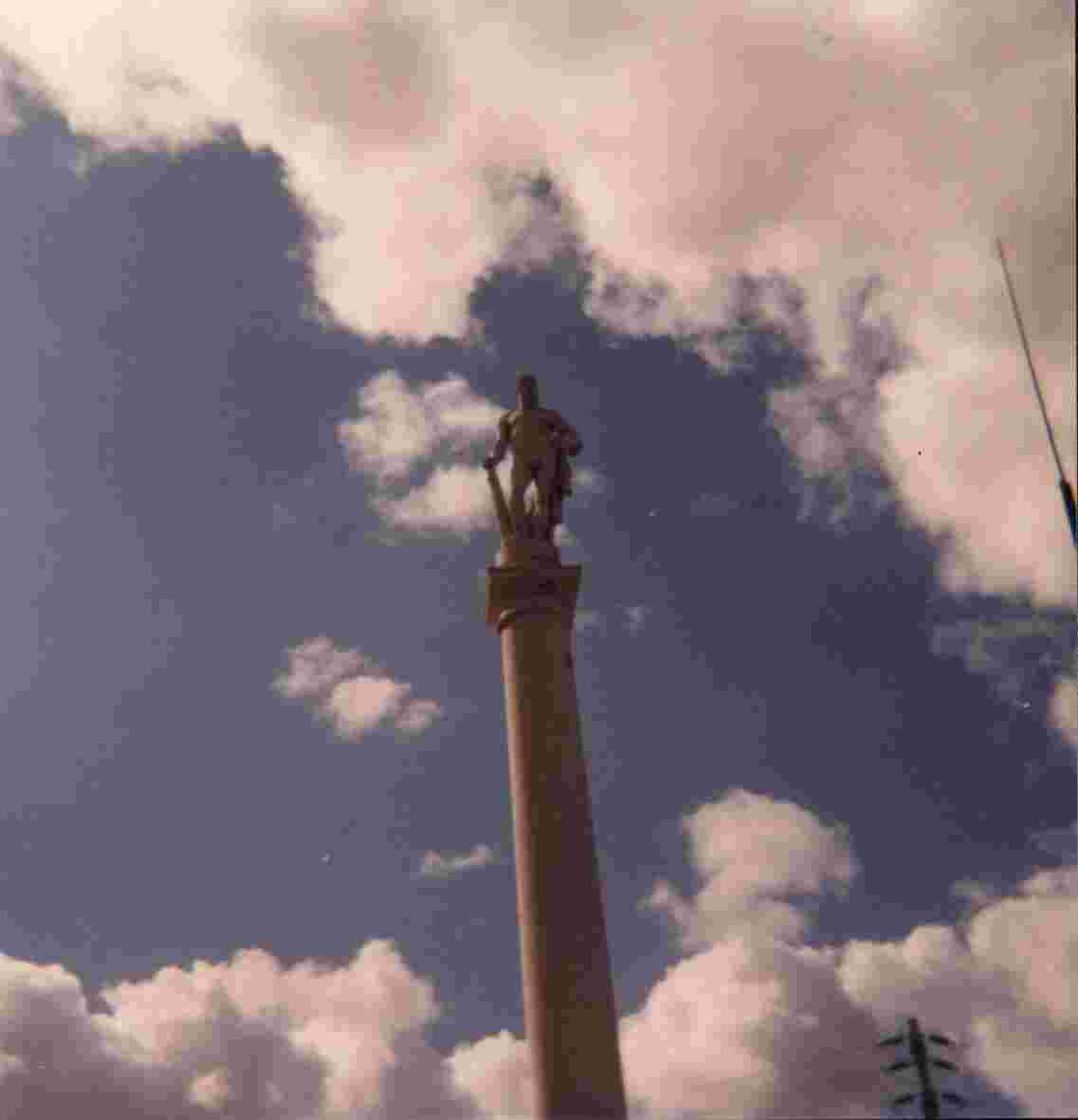 hercules2.jpg (27223 bytes)